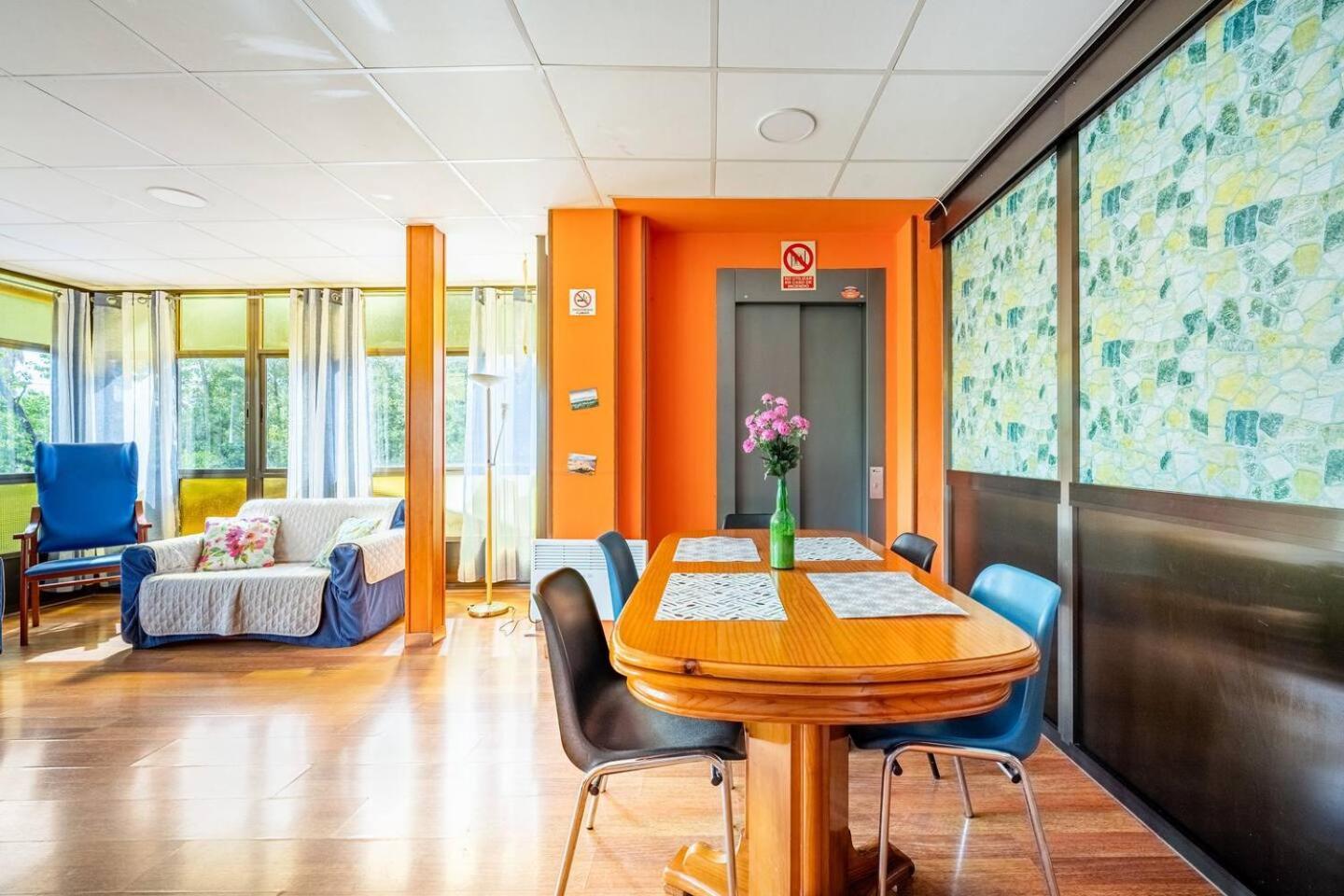 Family House Gijon Villa Ngoại thất bức ảnh