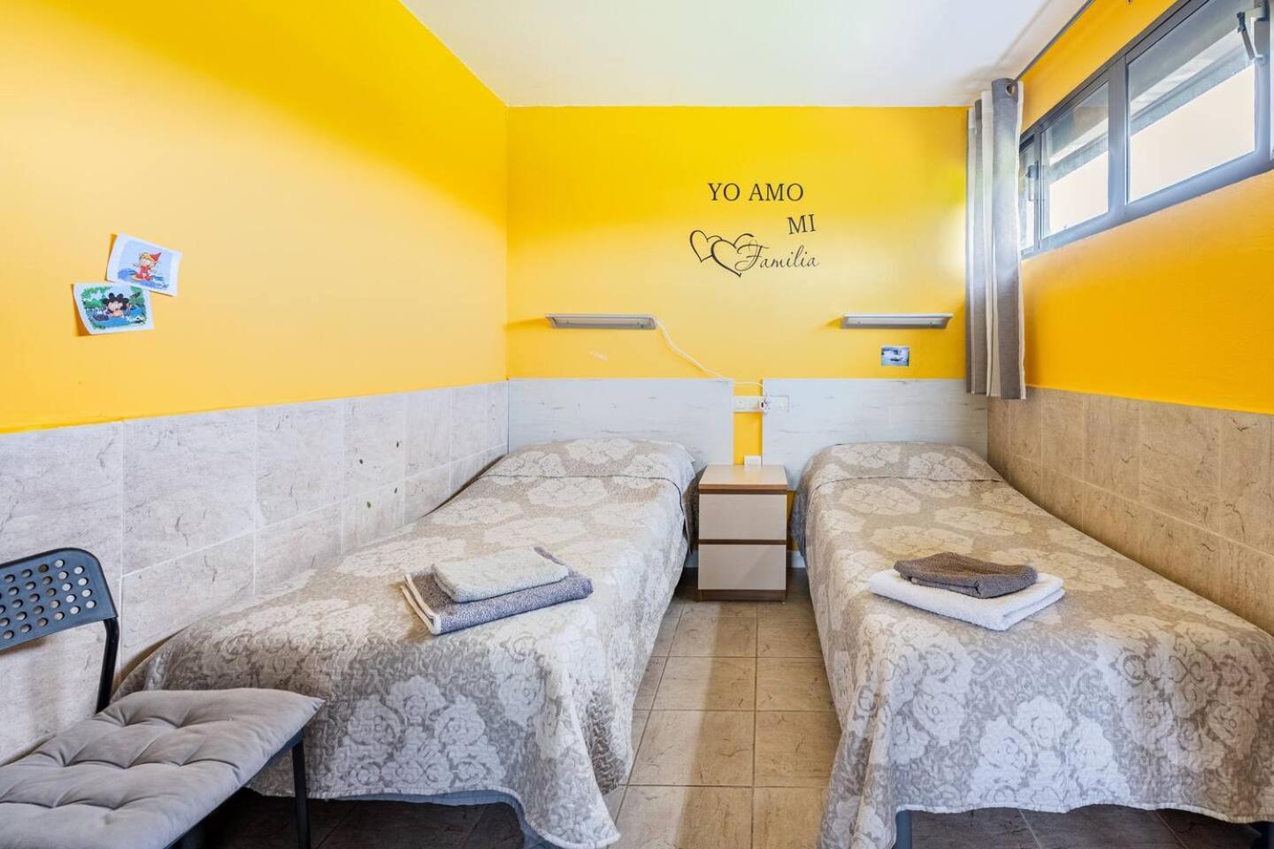 Family House Gijon Villa Ngoại thất bức ảnh
