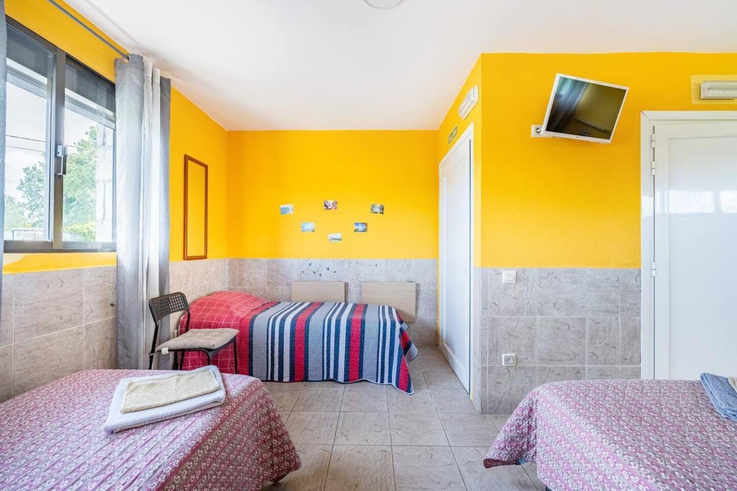 Family House Gijon Villa Ngoại thất bức ảnh