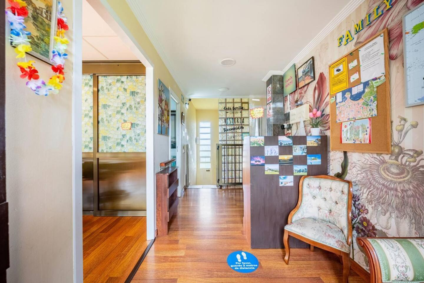 Family House Gijon Villa Ngoại thất bức ảnh