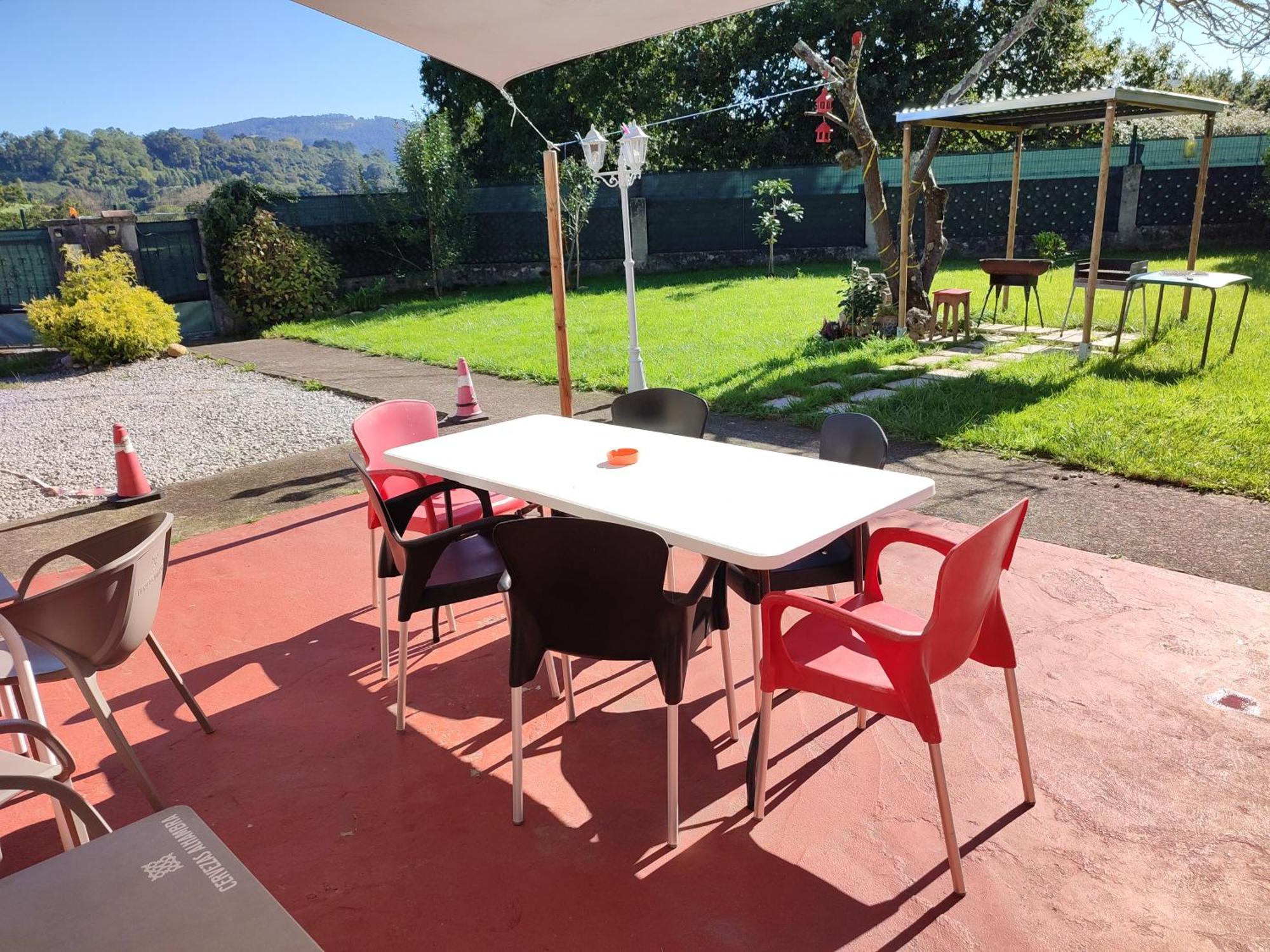 Family House Gijon Villa Ngoại thất bức ảnh