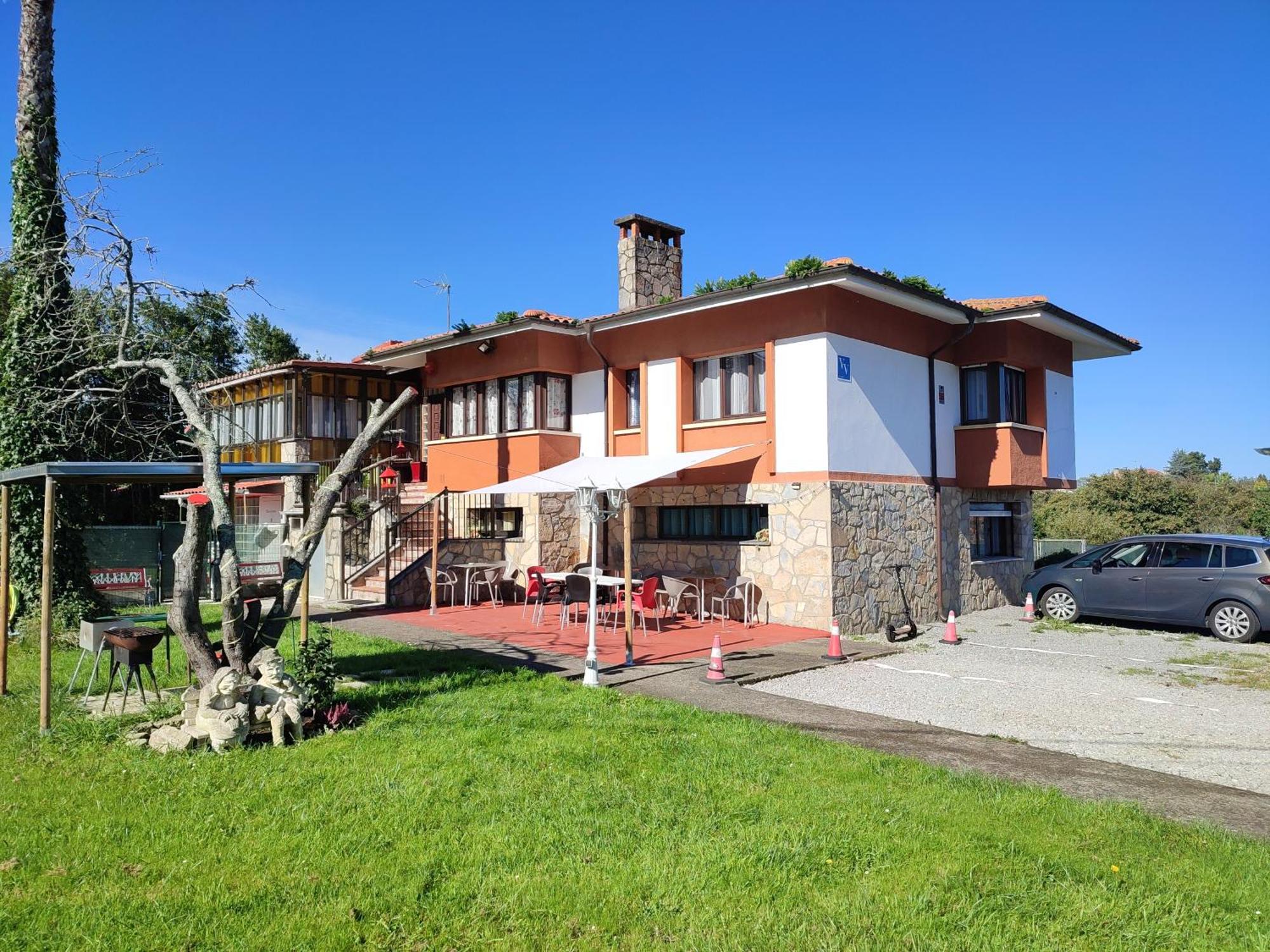 Family House Gijon Villa Ngoại thất bức ảnh