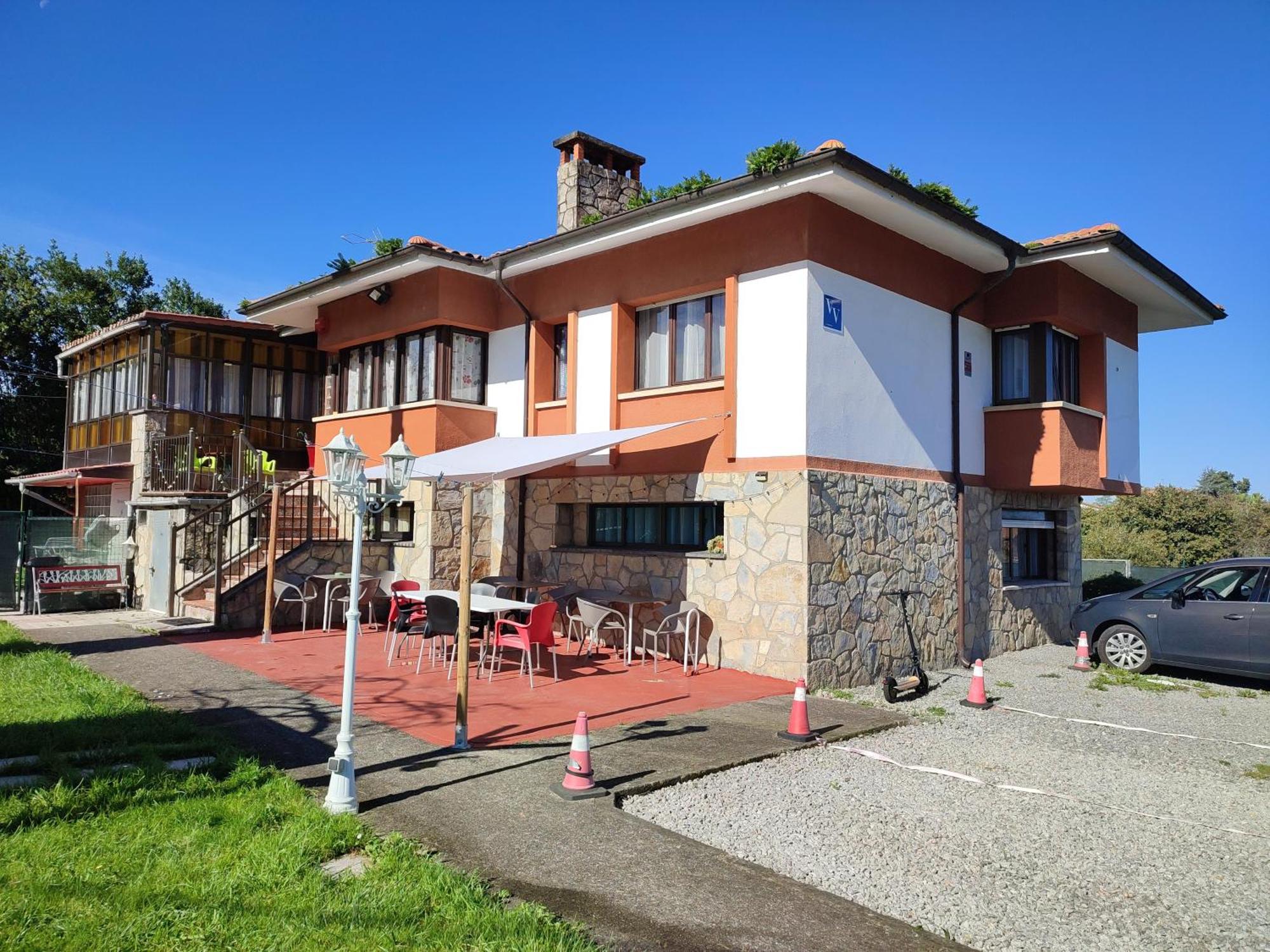 Family House Gijon Villa Ngoại thất bức ảnh